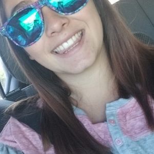 Meet your Posher, Laci